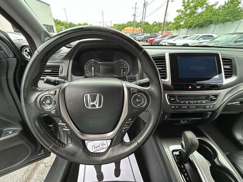 Used 2017 Honda Ridgeline RTL-T image 8