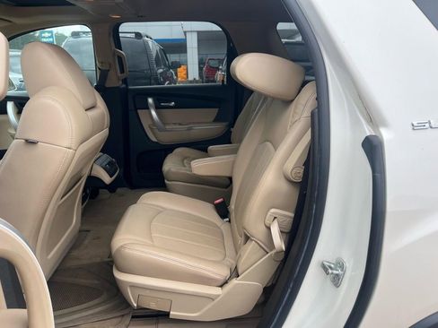 Used 2011 GMC Acadia SLT image 28