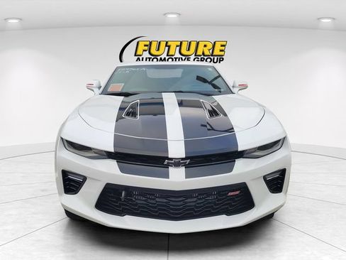 Used 2016 Chevrolet Camaro SS RWD image 2