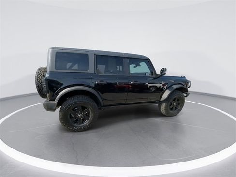 Used 2024 Ford Bronco Wildtrak image 2