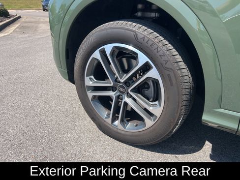 Used 2025 Audi Q5 Premium w/ 19" Wheel Package image 10