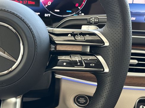 New 2026 Mercedes-Benz GLS 450 4MATIC image 43