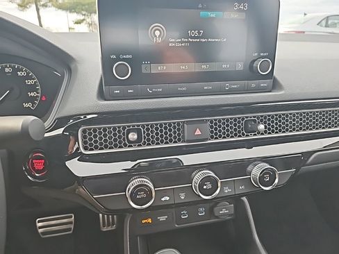 Used 2025 Honda Civic Sport image 12