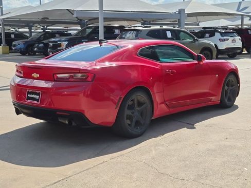 Used 2018 Chevrolet Camaro LT RWD image 5