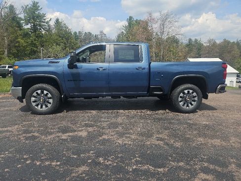 New 2026 Chevrolet Silverado 2500 LT w/ All Star Edition AWD/4WD image 2