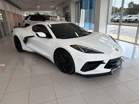 Used 2024 Chevrolet Corvette Stingray Preferred Cpe w/ Z51 Performance Package RWD image 10