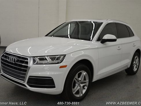 Used 2018 Audi Q5 2.0T w/ Premium Plus Package image 3