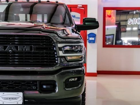 Used 2022 RAM 2500 Laramie w/ Night Edition AWD/4WD image 55