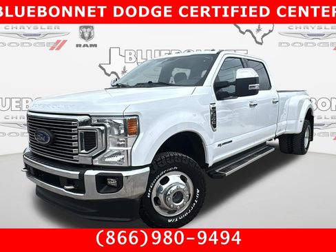 Used 2022 Ford F350 XLT w/ XLT Premium Package AWD/4WD image 1