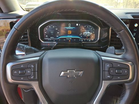 Used 2022 Chevrolet Silverado 1500 RST AWD/4WD image 23