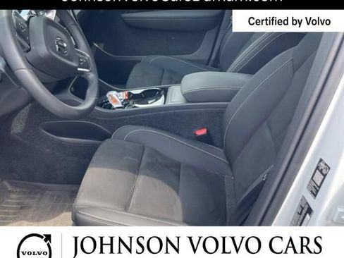 Used 2026 Volvo EX40 Ultra AWD/4WD image 9