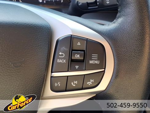 Used 2022 Ford Explorer XLT image 23