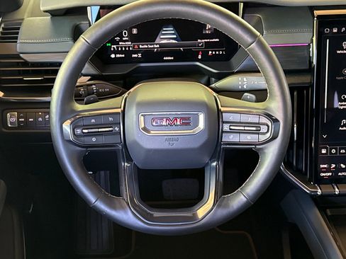 Used 2026 GMC Acadia AT4 AWD/4WD image 18