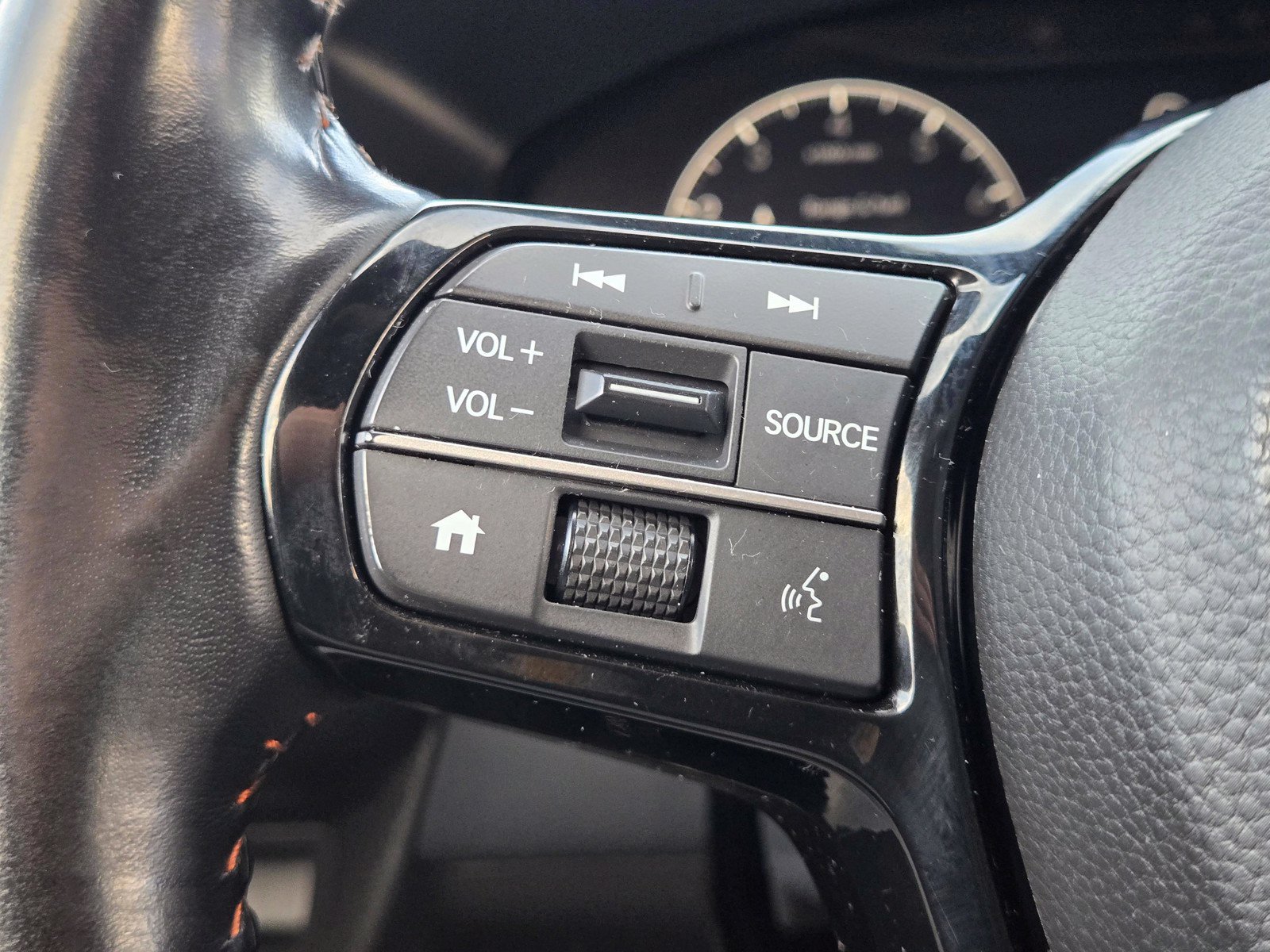 Used 2025 Honda HR-V Sport image 25
