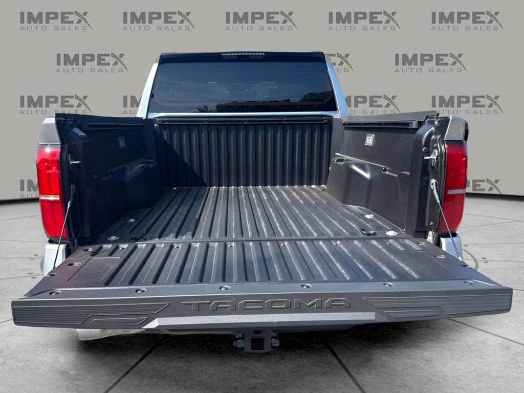 Used 2026 Toyota Tacoma SR5 AWD/4WD image 25