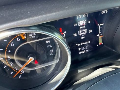 Used 2022 Jeep Wrangler Unlimited Sport AWD/4WD image 11