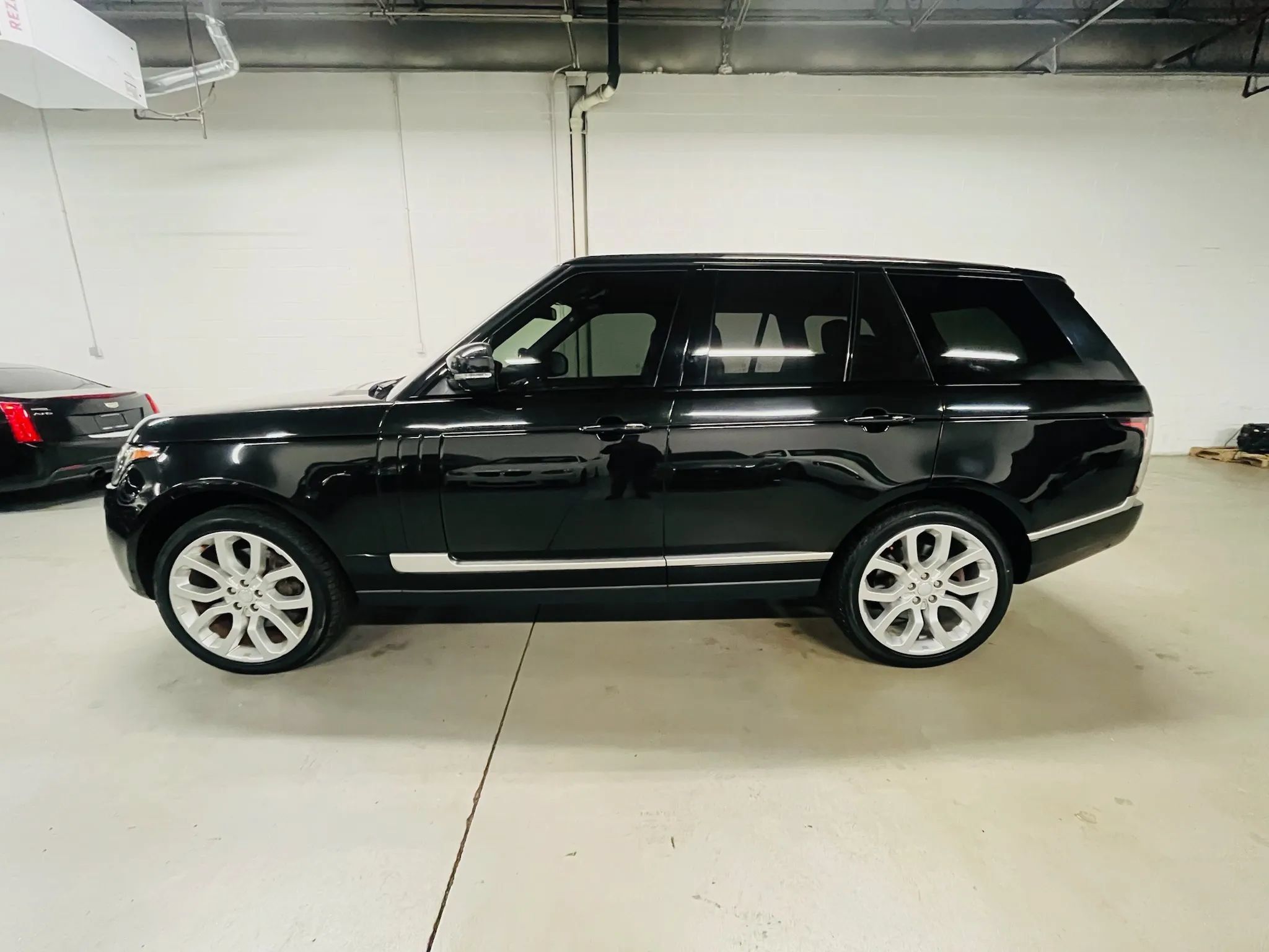 Used 2016 Land Rover Range Rover Supercharged AWD/4WD image 5