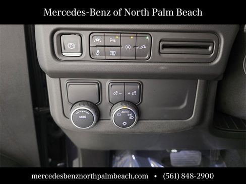 Used 2022 Chevrolet Tahoe RST w/ Luxury Package image 27