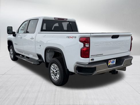 Used 2024 Chevrolet Silverado 2500 LT image 5