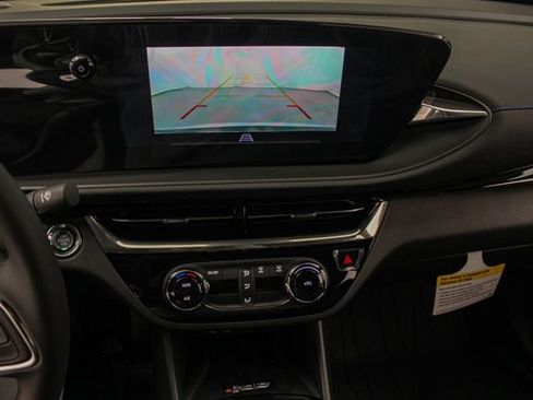 New 2026 Buick Envista Sport Touring w/ Convenience II Package FWD image 31