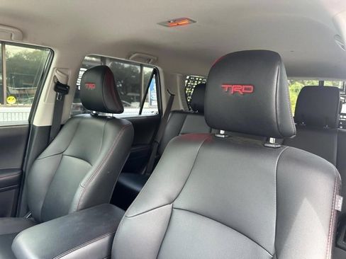 Used 2024 Toyota 4Runner TRD Off-Road Premium AWD/4WD image 5