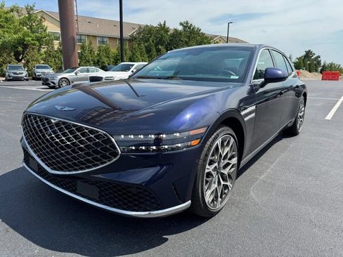 Used 2023 Genesis G90 3.5T AWD/4WD image 8
