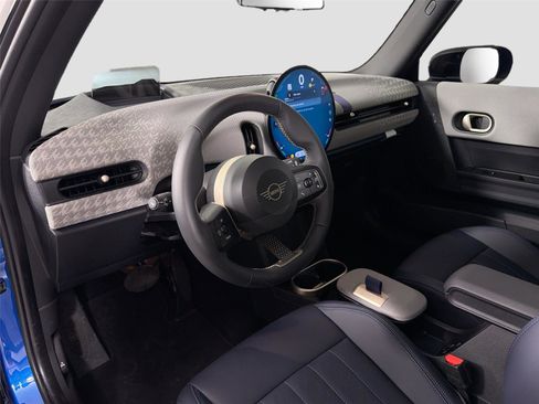 Certified 2025 MINI Cooper S FWD image 9
