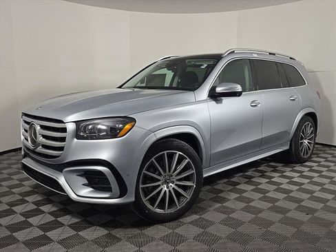 New 2026 Mercedes-Benz GLS 450 4MATIC image 1