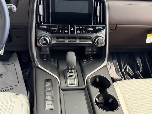 New 2026 Lexus LX 700h Luxury AWD/4WD image 14