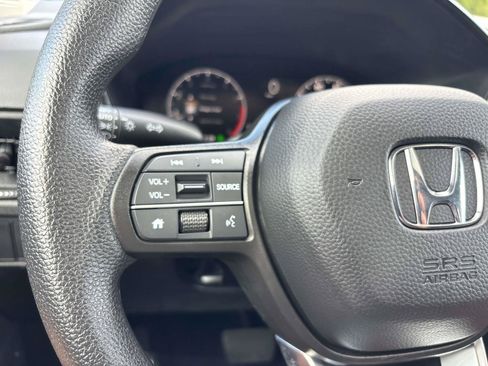 Used 2025 Honda CR-V EX image 22