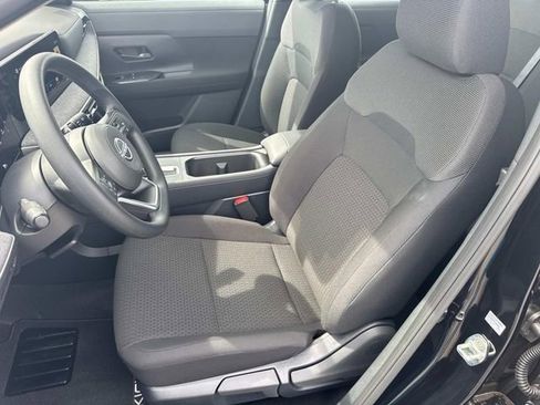 New 2026 Nissan Kicks S image 22