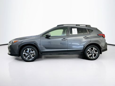 Used 2024 Subaru Crosstrek 2.0i Premium w/ Popular Package #3 AWD/4WD image 4