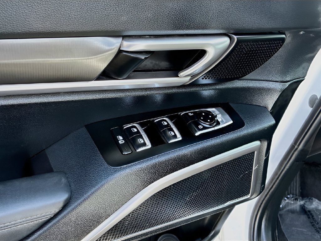 Used 2024 Kia Telluride S w/ S Sunroof Package FWD image 18