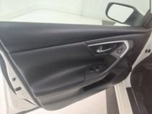 Used 2018 Nissan Altima 2.5 S w/ S Convenience Package FWD image 14