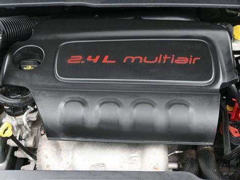 Used 2022 Jeep Compass Latitude image 39