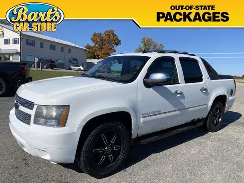 Used 2010 Chevrolet Avalanche LTZ image 3