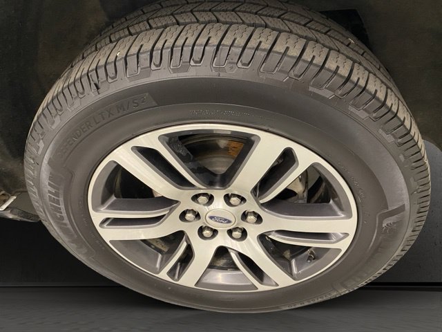 Used 2022 Ford Expedition Limited AWD/4WD image 38