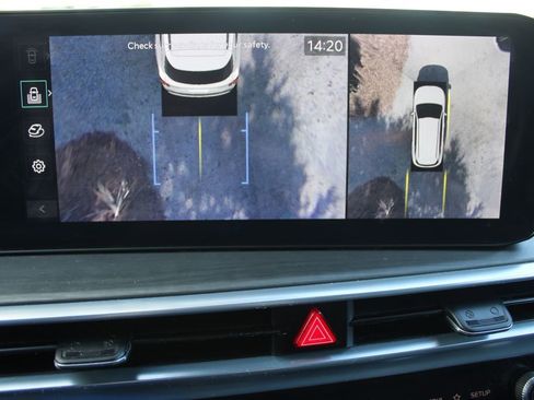 Certified 2024 Kia Sorento SX Prestige image 61