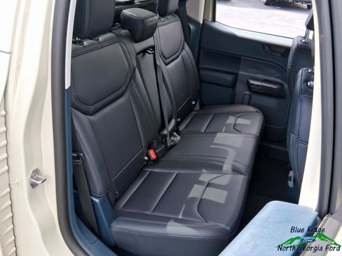 New 2025 Ford Maverick Lariat w/ Black Appearance Package image 13