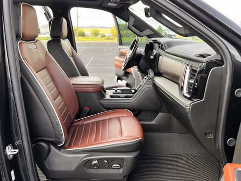 Used 2024 GMC Sierra 2500 Denali Ultimate image 23