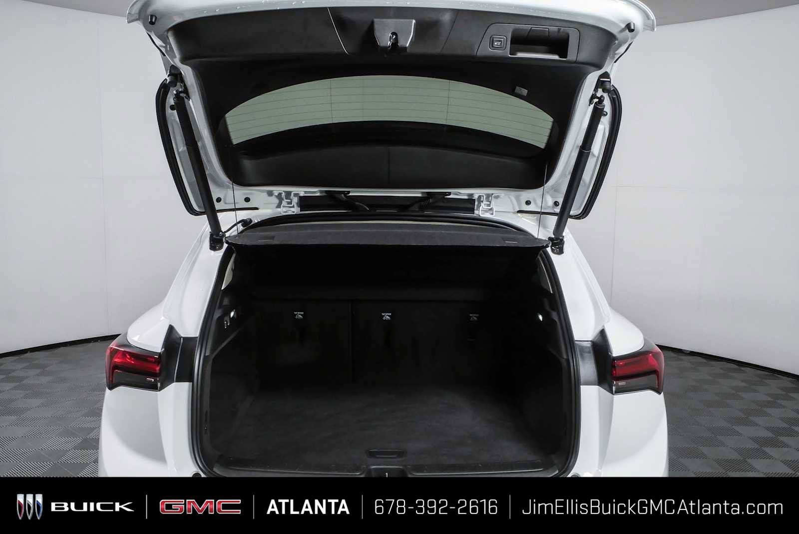 Certified 2023 Buick Envision Essence w/ Sport Touring Package AWD/4WD image 31