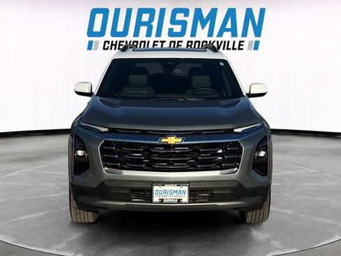New 2026 Chevrolet Equinox LT w/ Convenience Package II FWD image 8