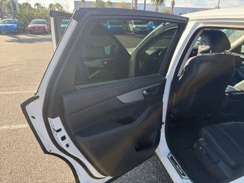 Certified 2023 Acura MDX FWD w/ Technology Package image 14