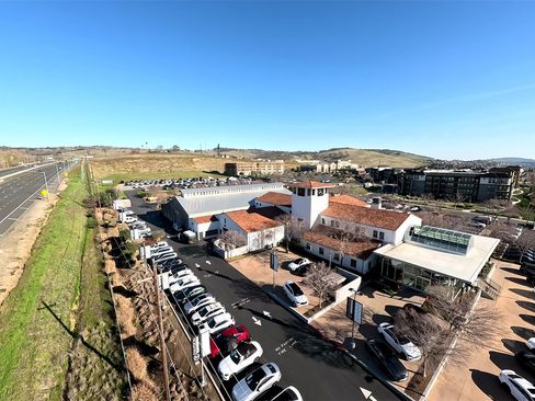 Used 2017 Land Rover Range Rover Long Wheelbase Autobiography image 45