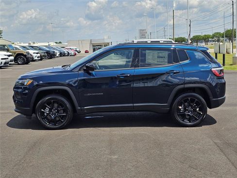 New 2026 Jeep Compass Latitude AWD/4WD image 13
