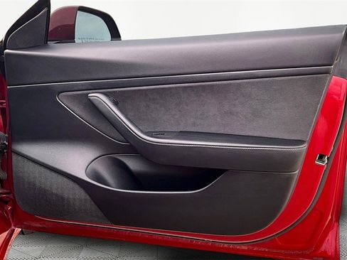 Used 2021 Tesla Model 3 Standard Range Plus image 24