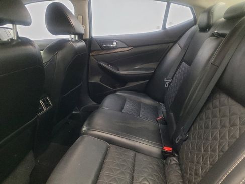 Used 2016 Nissan Maxima Platinum image 18