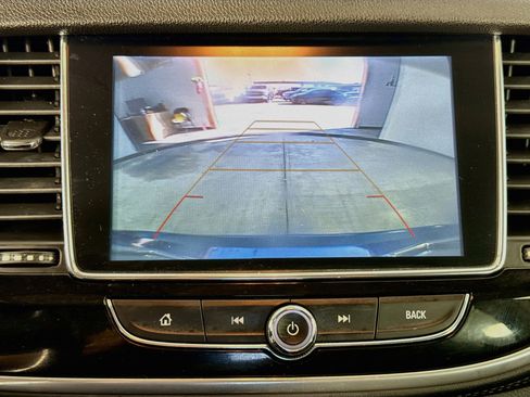 Used 2020 Buick Encore Preferred FWD image 15