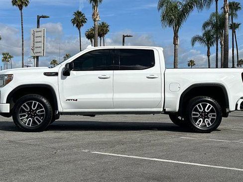 Used 2022 GMC Sierra 1500 AT4 w/ AT4 Premium Package AWD/4WD image 7