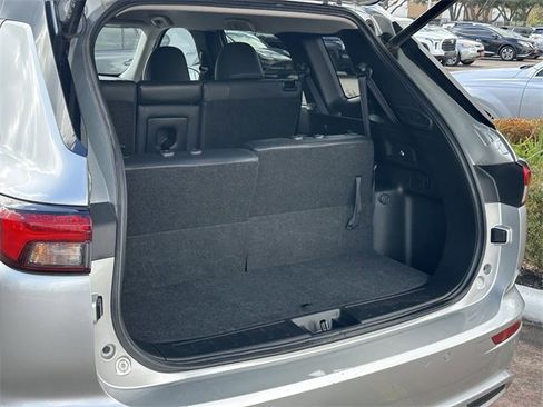 Used 2024 Mitsubishi Outlander SE image 24
